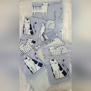 Artisan NY Home - Cartoon Cats Themed Novelty Bathroom Towel Set.